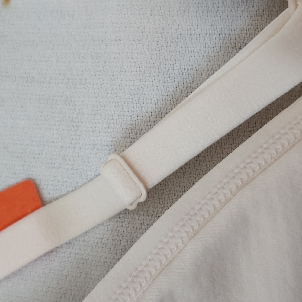NWT Luvlette Racerback Ribbed Bra - Picture 8 of 14
